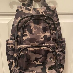 Lug hatchback backpack